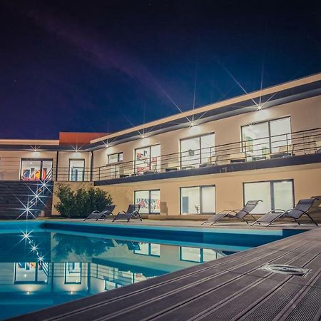 A Quintinha Do Raposo Apartment มาเซโด เด กาบาเลย์รอส ภายนอก รูปภาพ