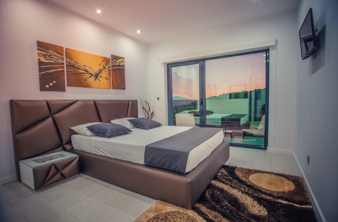 A Quintinha Do Raposo Apartment มาเซโด เด กาบาเลย์รอส ภายนอก รูปภาพ